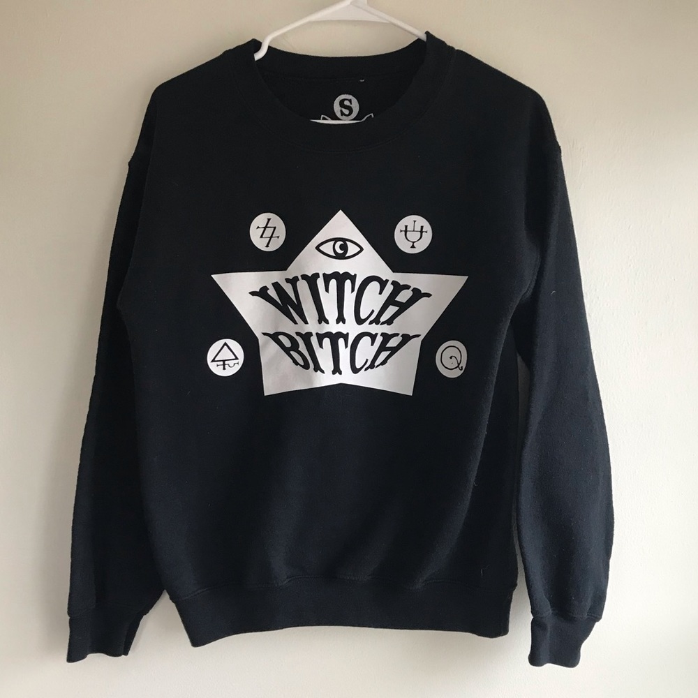Witchy sweatshirt women’s size small